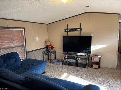 5398 Parinna Dr, Trinity, NC 27370 photo 3