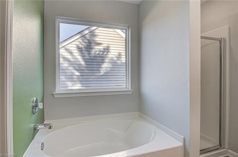 873 Hedgepath Ter, High Point, NC 27265 photo 30