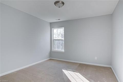 873 Hedgepath Ter, High Point, NC 27265 photo 33