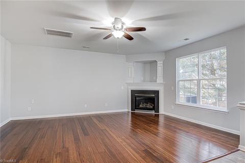 873 Hedgepath Ter, High Point, NC 27265 photo 12