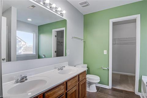 873 Hedgepath Ter, High Point, NC 27265 photo 29