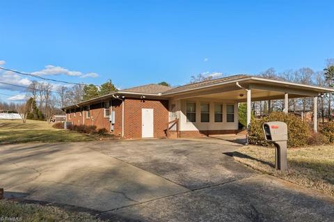 103 Longview Rd, High Point, NC 27260 photo 4