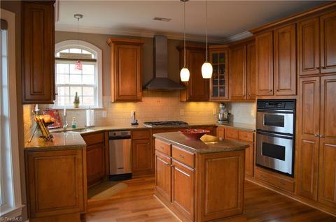 2003 E Pinehurst Ct, Clemmons, NC 27012 photo 8