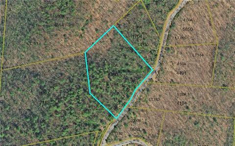 154 Carriage House Trl, Mcgrady, NC 28649
