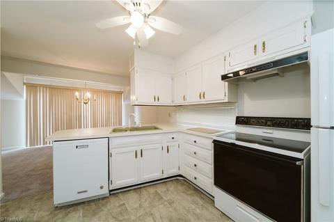 128 Golfview Dr, Bermuda Run, NC 27006 photo 4