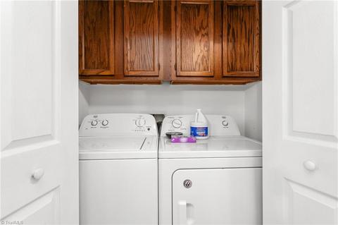 3003 Windchase Ct, High Point, NC 27265 photo 19
