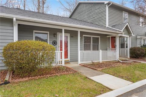 3003 Windchase Ct, High Point, NC 27265 photo 3
