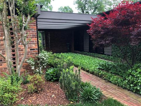 1506 Davidson Ct, High Point, NC 27262 photo 2
