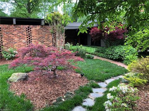 1506 Davidson Ct, High Point, NC 27262 photo 3