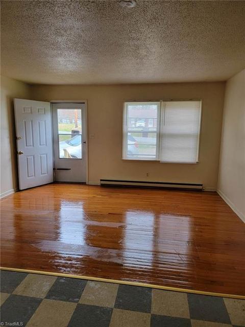 205 Druid St, High Point, NC 27265 photo 4