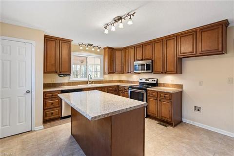 2540 Farmbrook Rd, Winston Salem, NC 27103 photo 12