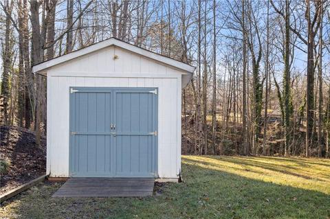 2540 Farmbrook Rd, Winston Salem, NC 27103 photo 40