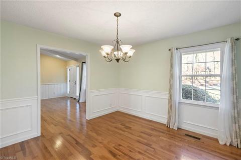 2540 Farmbrook Rd, Winston Salem, NC 27103 photo 10