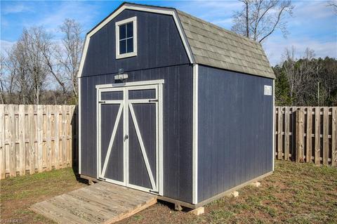 103 Cedar Xing, Trinity, NC 27370 photo 6