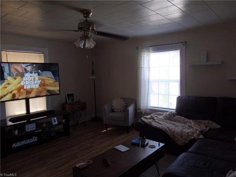 410 Spring St, Denton, NC 27239 photo 15