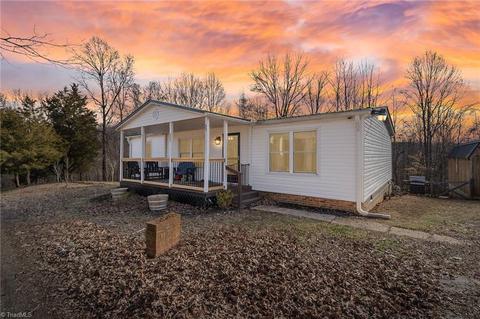 4661 Peaceful Ln, Trinity, NC 27370 photo 1