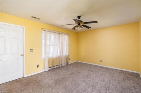 106 Smith Dr, Pilot Mountain, NC 27041 photo 6