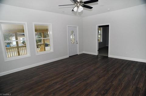 720 S Jackson St, Salisbury, NC 28144 photo 5