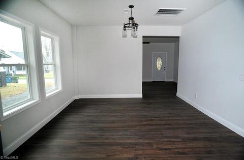 720 S Jackson St, Salisbury, NC 28144 photo 8