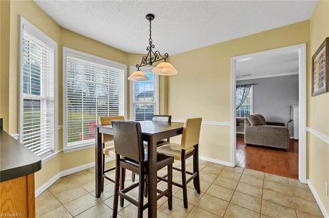 3678 Single Leaf Ct, High Point, NC 27265 photo 9