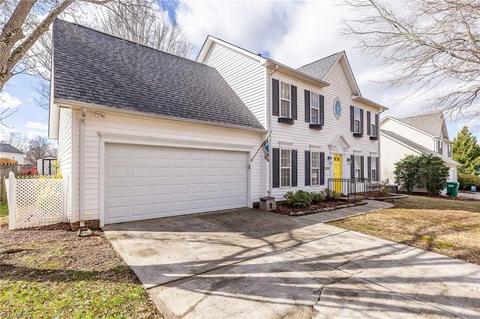 3678 Single Leaf Ct, High Point, NC 27265 photo 2