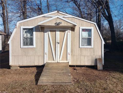 114 Wall St, King, NC 27021 photo 12