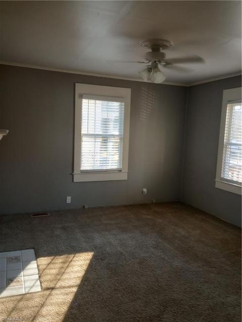 114 Wall St, King, NC 27021 photo 2
