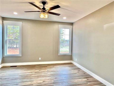104 Arrowood Ln, Harmony, NC 28634 photo 14