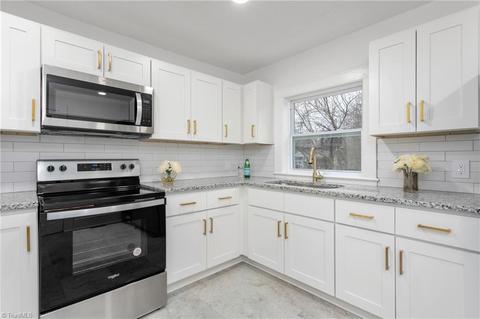 325 Phillips Ave, High Point, NC 27262 photo 4