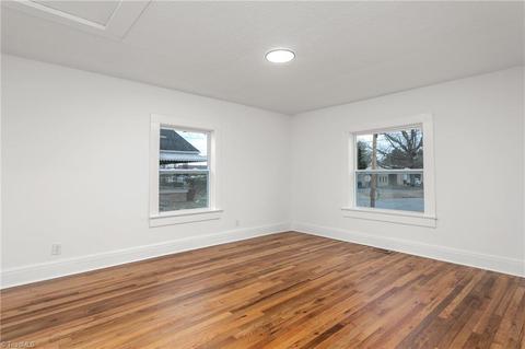 325 Phillips Ave, High Point, NC 27262 photo 13
