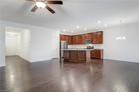 122 Pendleton Dr, Bermuda Run, NC 27006 photo 10