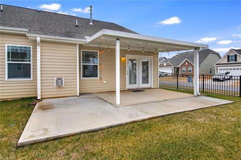 122 Pendleton Dr, Bermuda Run, NC 27006 photo 39