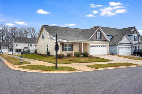 122 Pendleton Dr, Bermuda Run, NC 27006 photo 3
