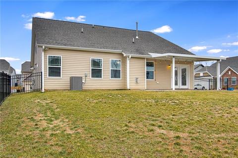122 Pendleton Dr, Bermuda Run, NC 27006 photo 36