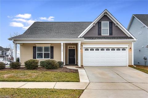 122 Pendleton Dr, Bermuda Run, NC 27006 photo 1