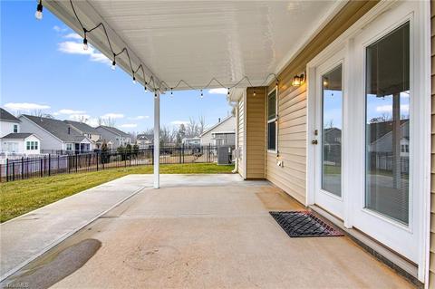 122 Pendleton Dr, Bermuda Run, NC 27006 photo 41