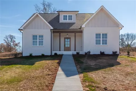 148 Reserve Dr, Mocksville, NC 27028