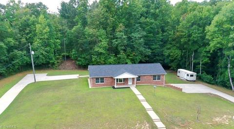 2384 Eggleston Falls Rd, Ridgeway, VA 24148 photo 5