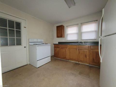 458 E Salisbury St, Denton, NC 27239 photo 13