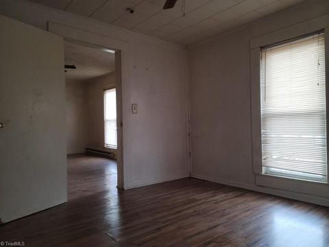 458 E Salisbury St, Denton, NC 27239 photo 9