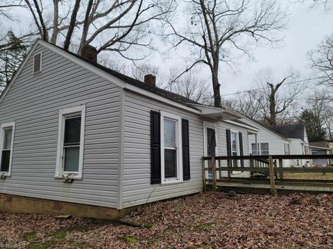 458 E Salisbury St, Denton, NC 27239 photo 4