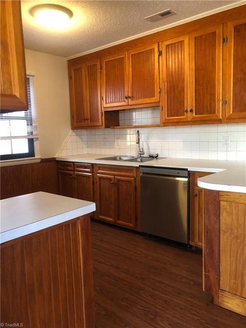 104 White Oak Dr, King, NC 27021 photo 7