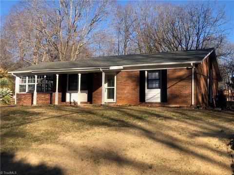 104 White Oak Dr, King, NC 27021 photo 1