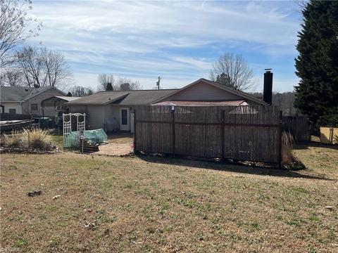 210 Stokes Forest Dr, King, NC 27021 photo 45