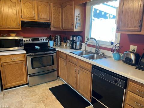 210 Stokes Forest Dr, King, NC 27021 photo 15