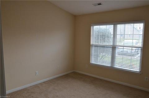 2802 Waterstone Loop, High Point, NC 27265 photo 4