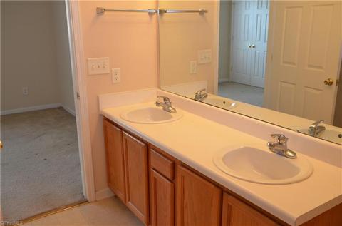 2802 Waterstone Loop, High Point, NC 27265 photo 14