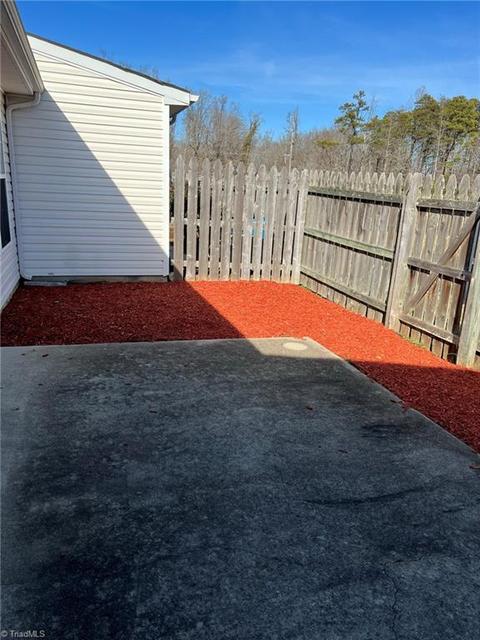 2802 Waterstone Loop, High Point, NC 27265 photo 18