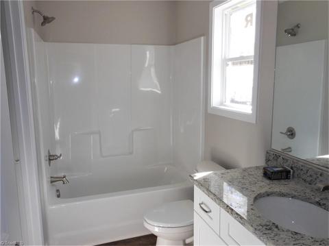 623 Cable St, Thomasville, NC 27360 photo 14