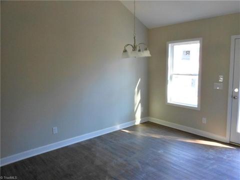 623 Cable St, Thomasville, NC 27360 photo 7